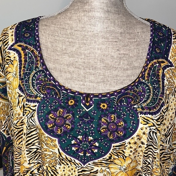 Sante Classics Floral Dashiki Maxi Dress Kaftan One Size
NEW! 40" W, 57" H - Picture 3 of 7